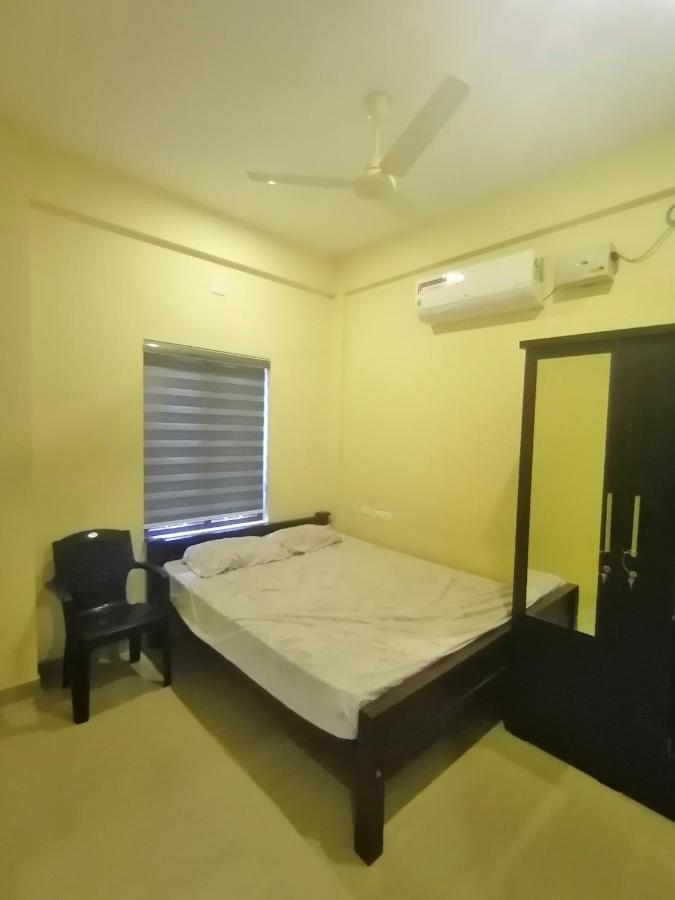 Queens Residency Thrissur Экстерьер фото